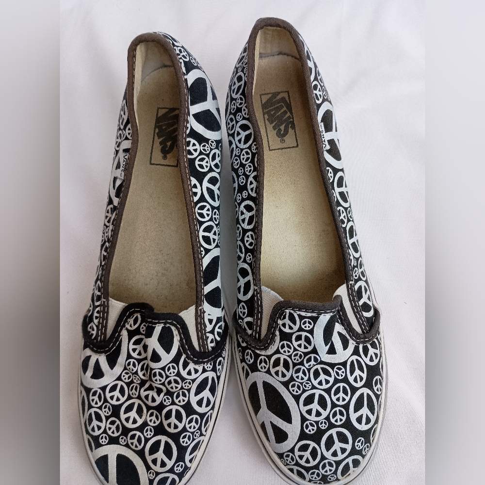 Vans 8 Black and White Peace Sign Hippie‎ Y2K Beach Wedge Slip-On Shoes (#95)